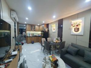 VỪA KINH DOANH VỪA Ở - PHƯƠNG MAI - 2 THOÁNG TRƯỚC SAU - NHÀ ĐẸP Ở NGAY